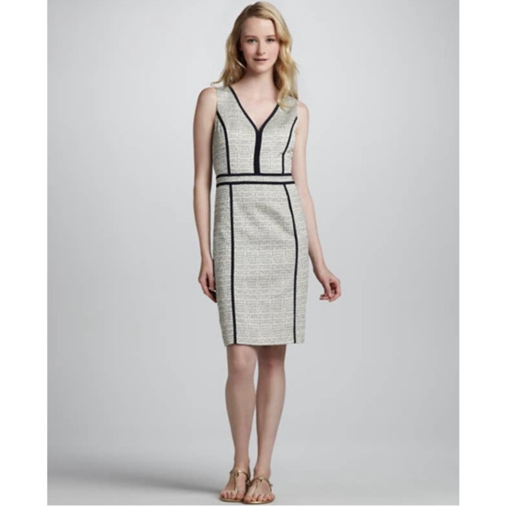 Tory Burch sleeveless cream V-neck Woven textured Sheath dress Sz 6